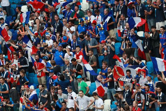 Russia World Cup Uruguay - France