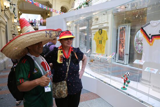 Football paraphernalia exhibition Qatar @RoadTo2022 at GUM Department Store