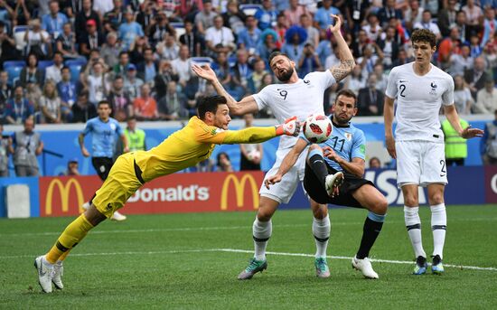 Russia World Cup Uruguay - France