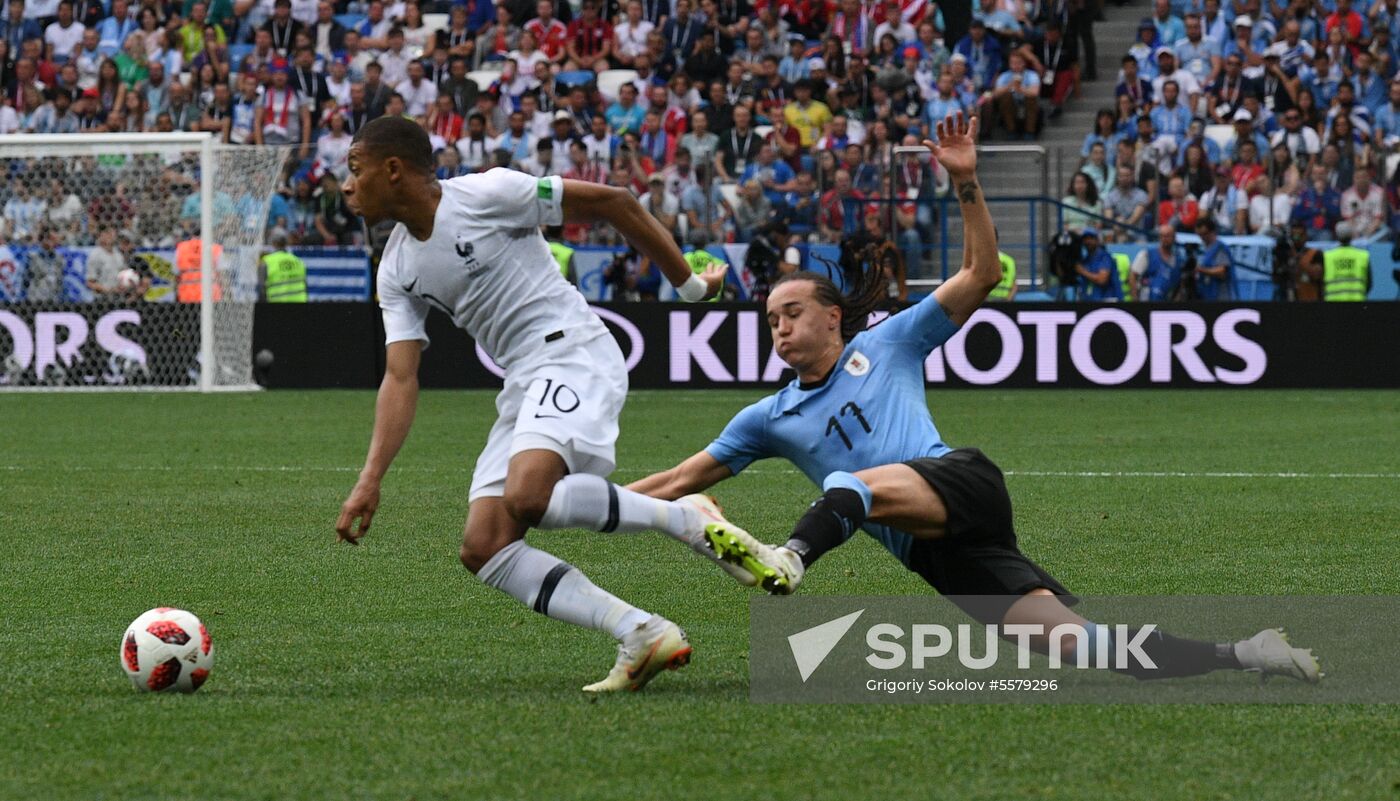 Russia World Cup Uruguay - France
