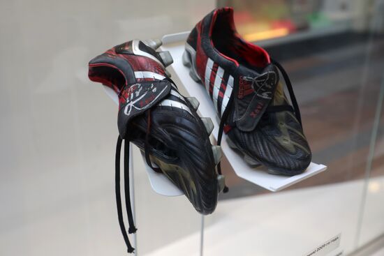 Football paraphernalia exhibition Qatar @RoadTo2022 at GUM Department Store