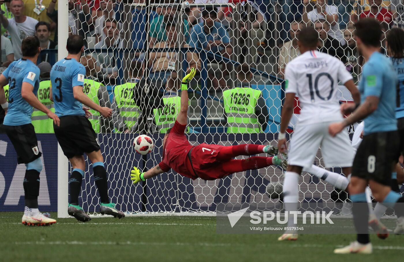 Russia World Cup Uruguay - France