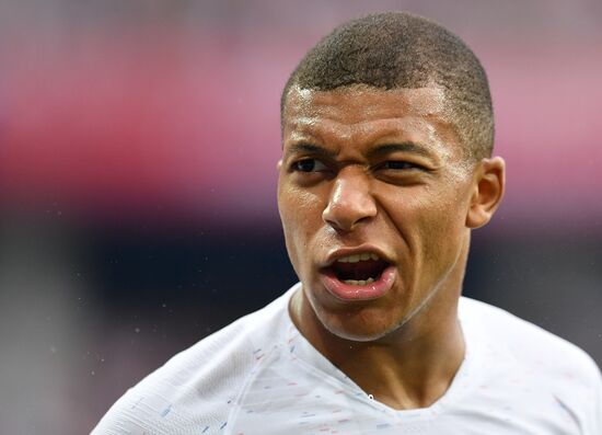 Russia World Cup Uruguay - France