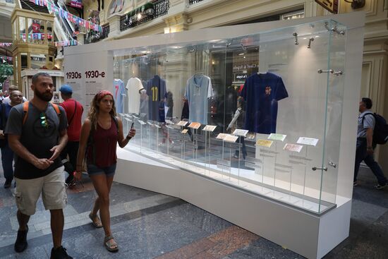 Football paraphernalia exhibition Qatar @RoadTo2022 at GUM Department Store