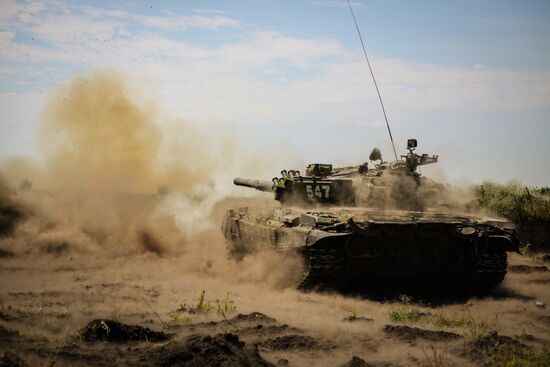Tank exercise at Pogonovo base in Voronezh Region