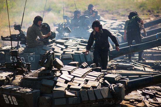 Tank exercise at Pogonovo base in Voronezh Region