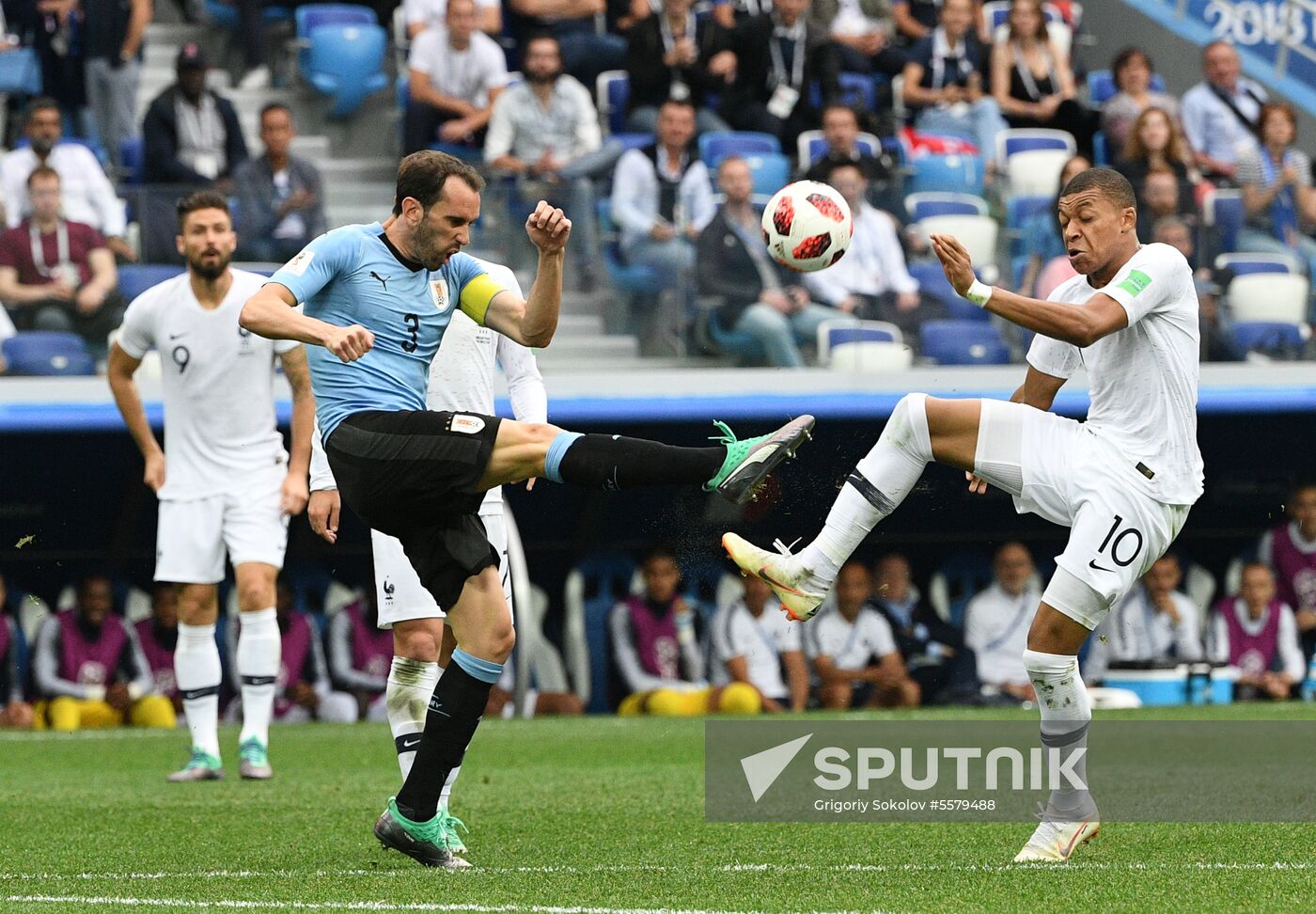Russia World Cup Uruguay - France