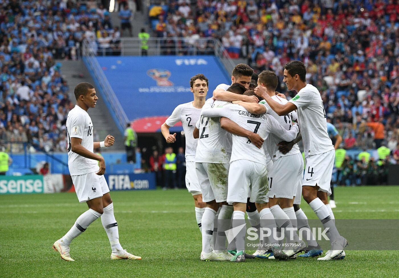 Russia World Cup Uruguay - France