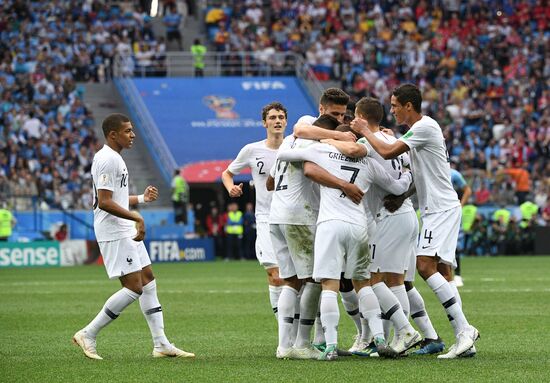 Russia World Cup Uruguay - France