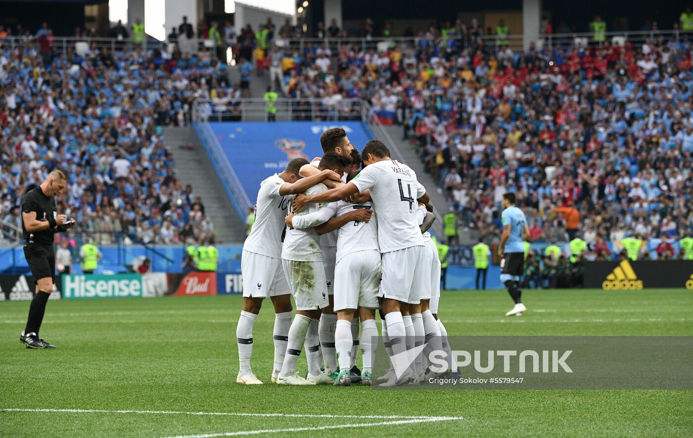 Russia World Cup Uruguay - France
