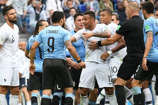 Russia World Cup Uruguay - France