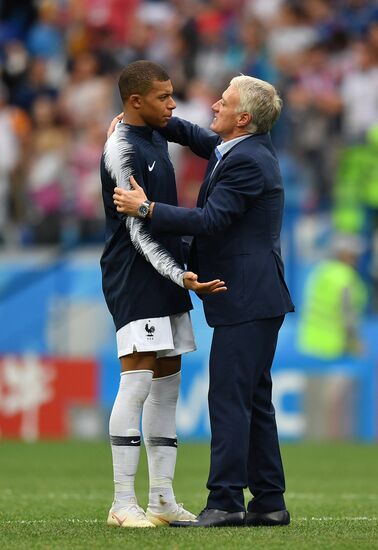 Russia World Cup Uruguay - France