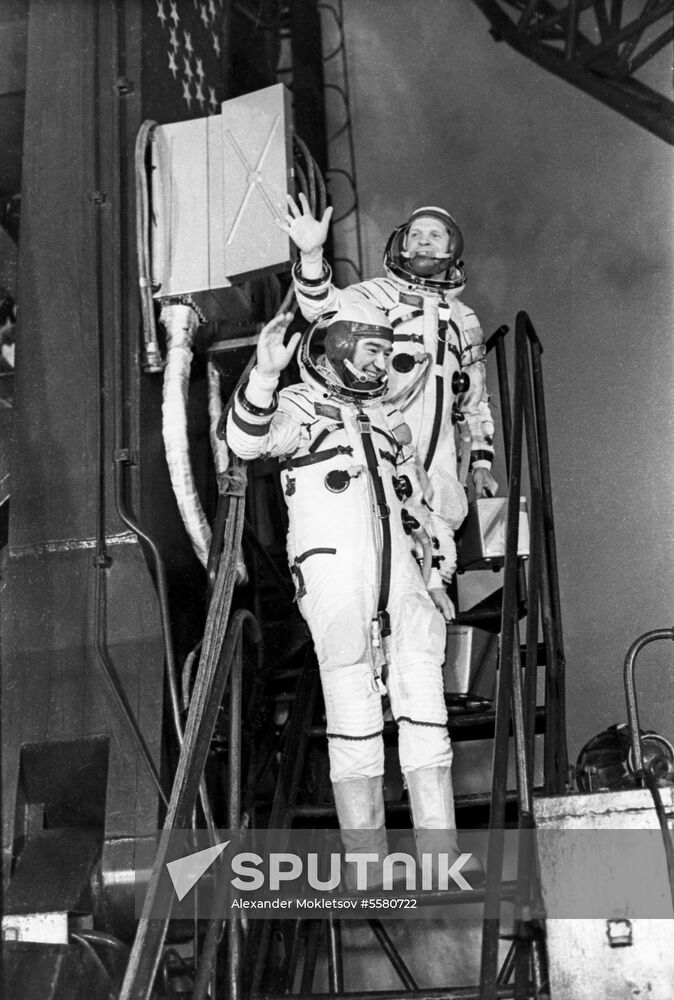Crew of Soyuz 17: Alexei Gubarev and Georgy Grechko