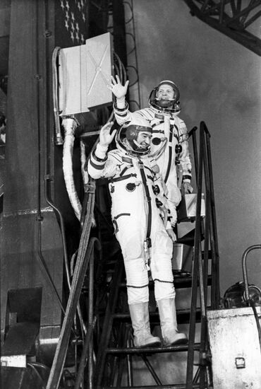 Crew of Soyuz 17: Alexei Gubarev and Georgy Grechko