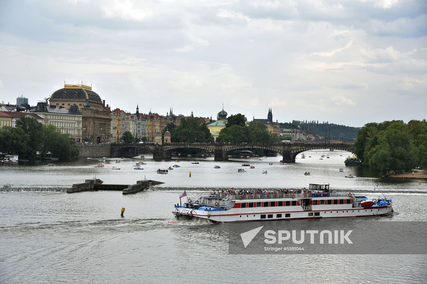 Cities of the world. Prague