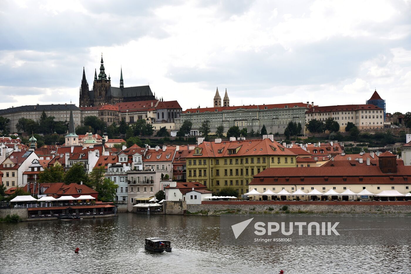 Cities of the world. Prague