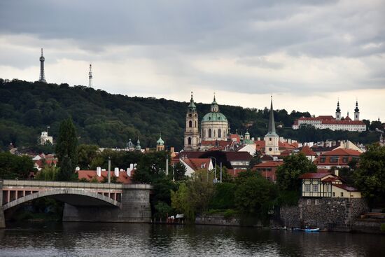 Cities of the world. Prague