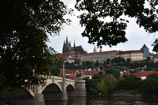 Cities of the world. Prague
