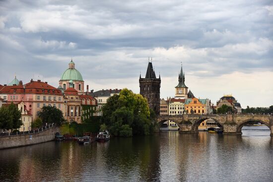 Cities of the world. Prague