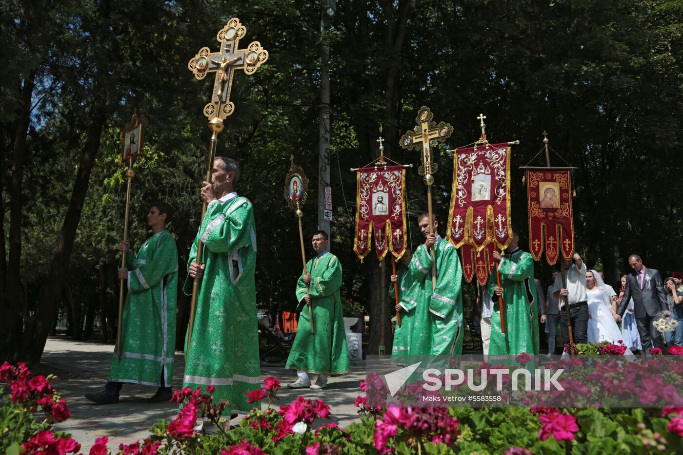 Monument to Peter and Fevronia unveiled in Crimea