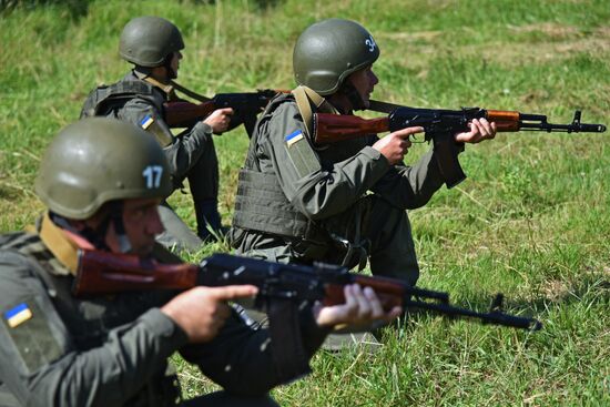 Reservists of Ukraine's National Guard hold drills