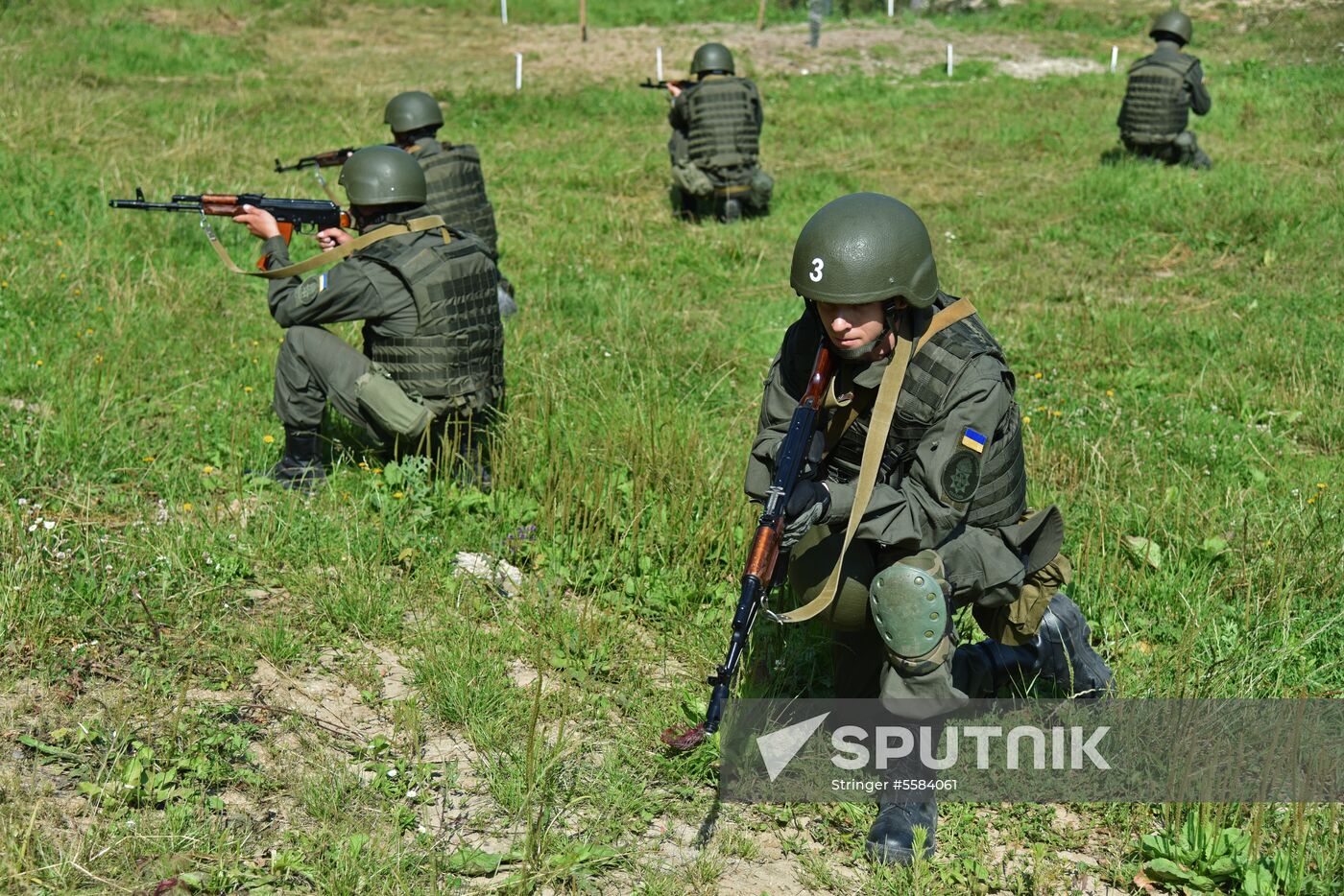 Reservists of Ukraine's National Guard hold drills