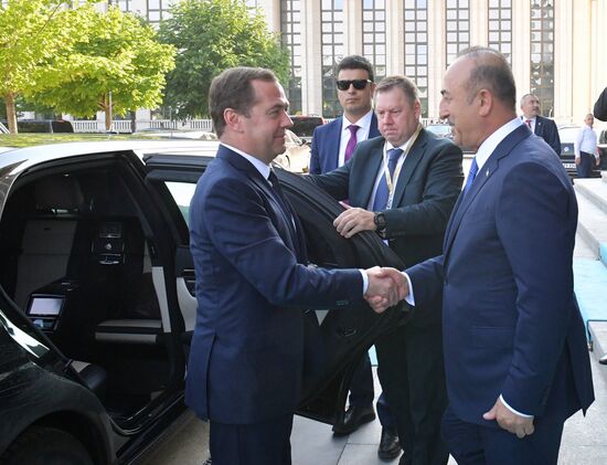Prime Minister Dmitry Medvedev visits Turkey to take part in Recep Erdogan's inauguration