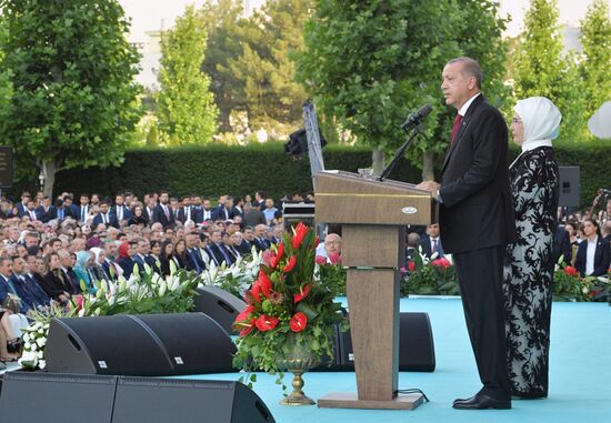 Prime Minister Dmitry Medvedev visits Turkey to take part in Recep Erdogan's inauguration