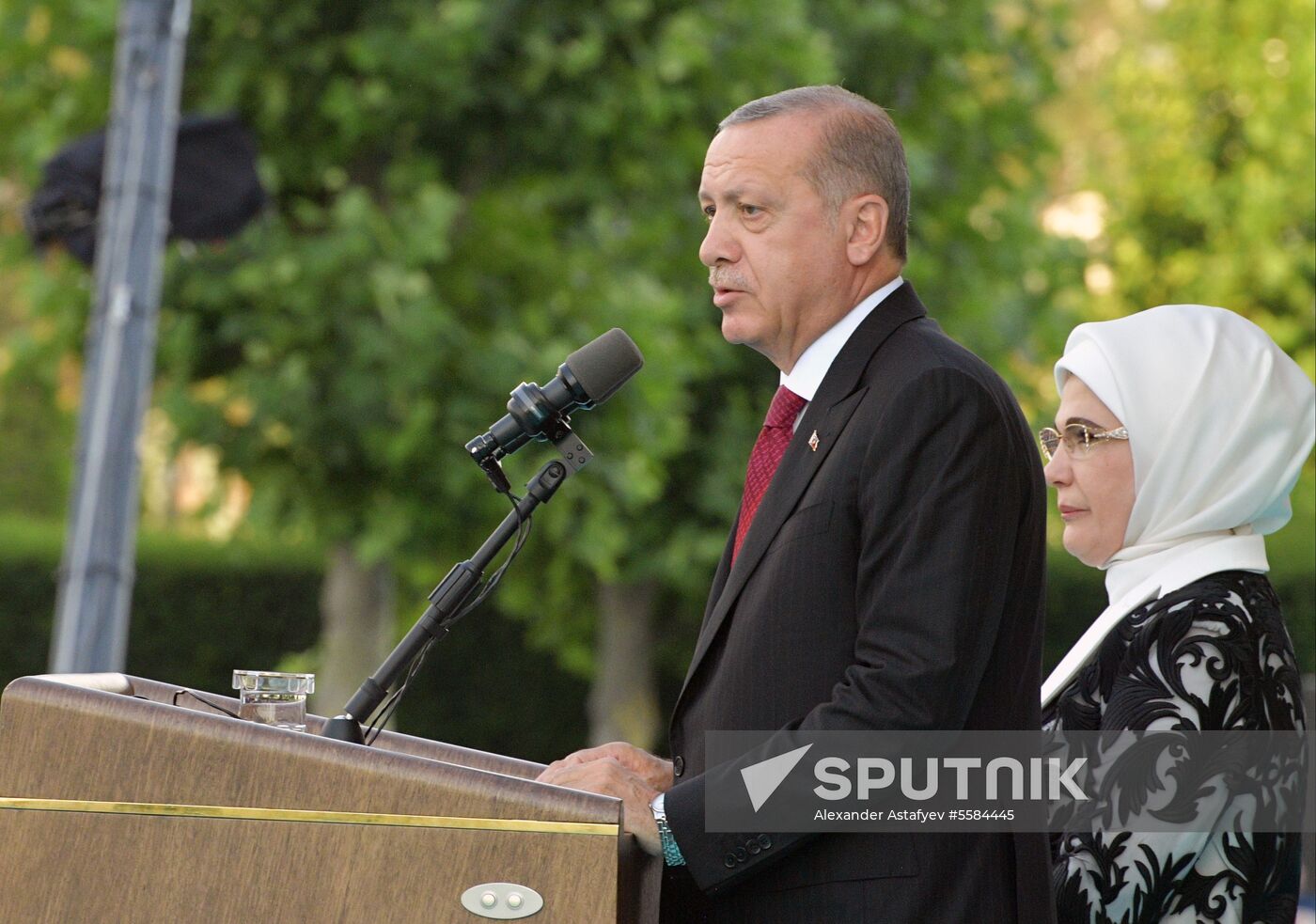 Prime Minister Dmitry Medvedev visits Turkey to take part in Recep Erdogan's inauguration