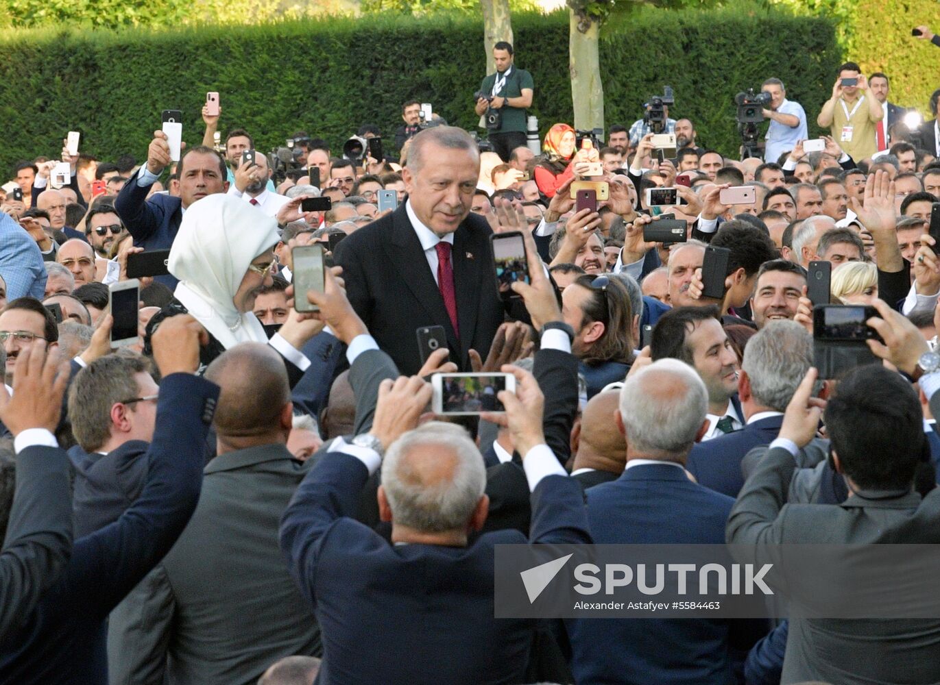 Prime Minister Dmitry Medvedev visits Turkey to take part in Recep Erdogan's inauguration