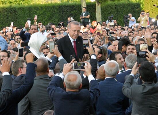 Prime Minister Dmitry Medvedev visits Turkey to take part in Recep Erdogan's inauguration