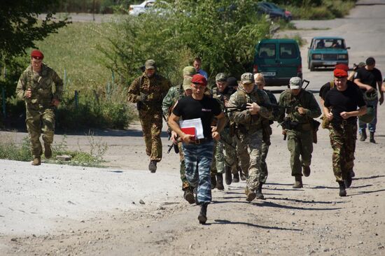 Maroon beret exam in Lugansk
