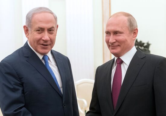 Russian President Vladimir Putin meets with Israeli Prime Minister Benjamin Netanyahu