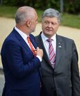 Prime Minister of Albania Edi Rama, left, and President of Ukraine Petro Poroshenko at the NATO summit of heads of state and government at the new NATO headquarters in Brussels. Location: Belgium, Brussels. Author: Alexey Vitvitsky/Sputnik. NATO Summit in Brussels. Day one