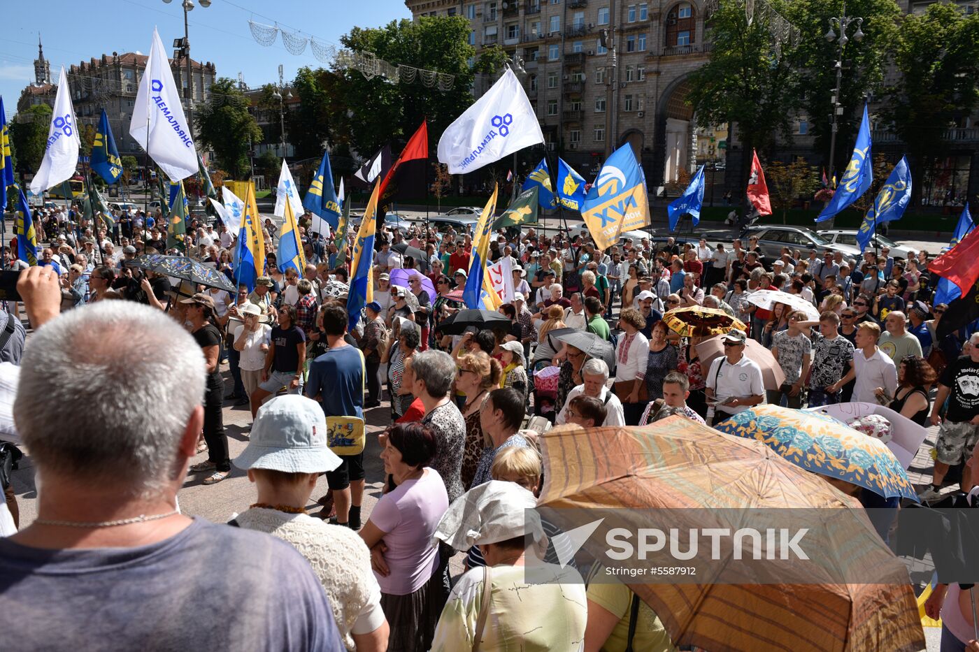 Protest against raising fare in Kiev
