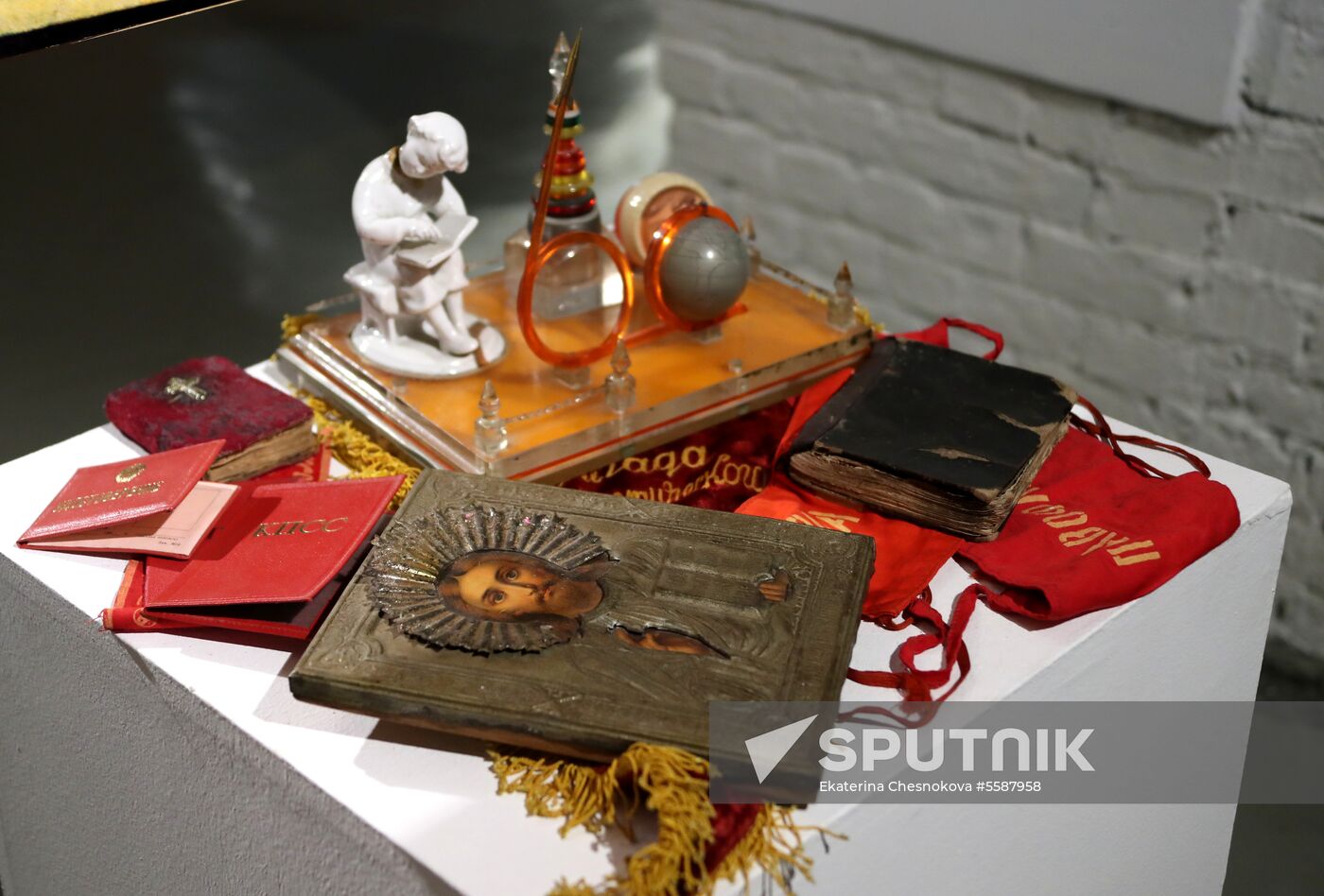 Exhibition project 'Petlyura's archeology' at Museum of Moscow