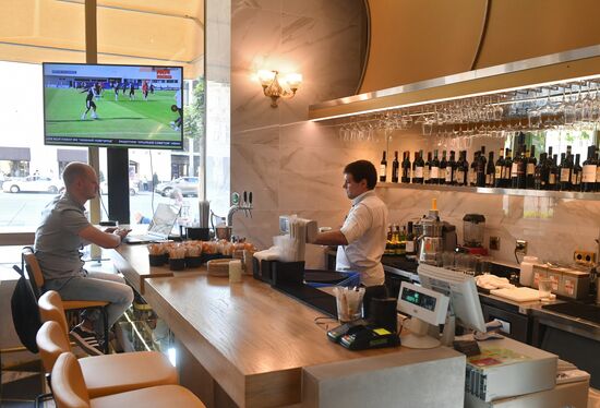 First Azbuka Vkusa cafes open in Moscow
