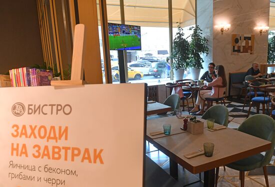 First Azbuka Vkusa cafes open in Moscow