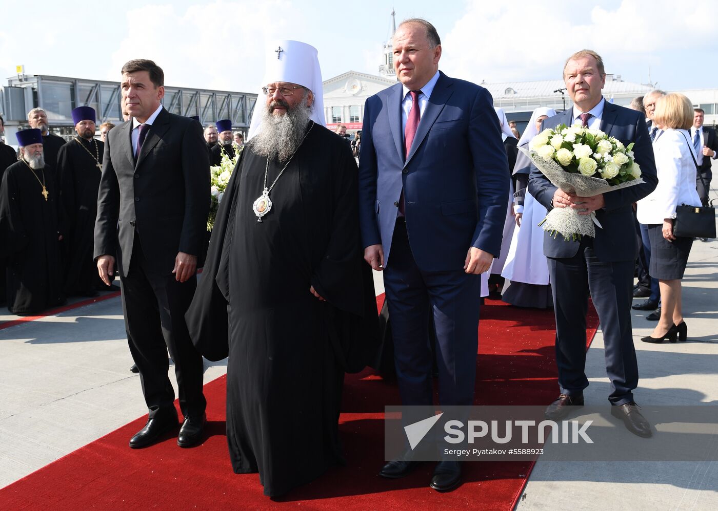 Patriarch Kirill takes part in events marking 100th anniversary of shooting of the Romanov family