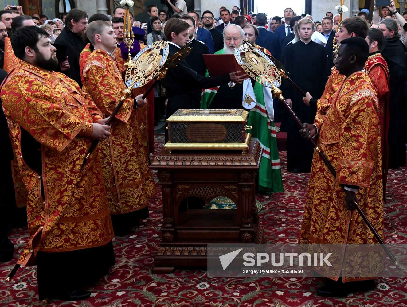 Patriarch Kirill takes part in events marking 100th anniversary of shooting of the Romanov family