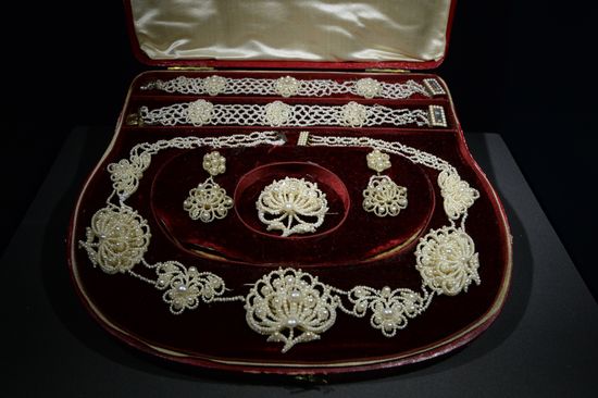 Pearls, Treasures from the Seas and the Rivers exhibition at State Historical Museum
