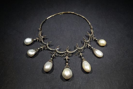 Pearls, Treasures from the Seas and the Rivers exhibition at State Historical Museum