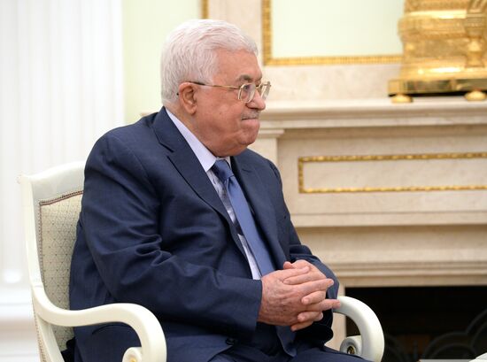 President Vladimir Putin meets with Palestinian President Mahmoud Abbas