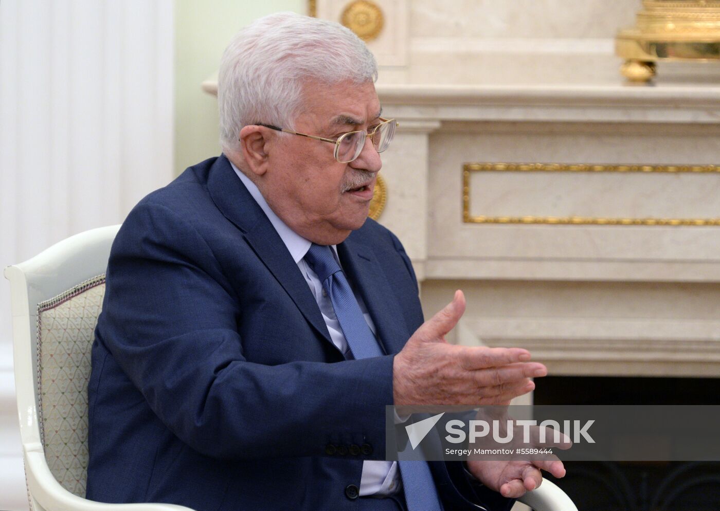 President Vladimir Putin meets with Palestinian President Mahmoud Abbas