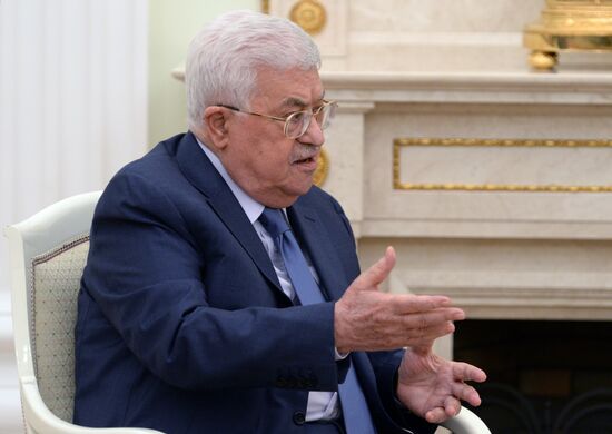 President Vladimir Putin meets with Palestinian President Mahmoud Abbas