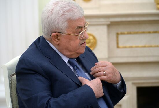 President Vladimir Putin meets with Palestinian President Mahmoud Abbas