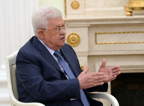 President Vladimir Putin meets with Palestinian President Mahmoud Abbas