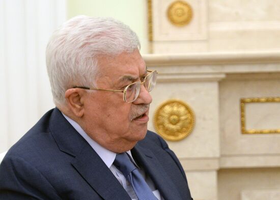 President Vladimir Putin meets with Palestinian President Mahmoud Abbas