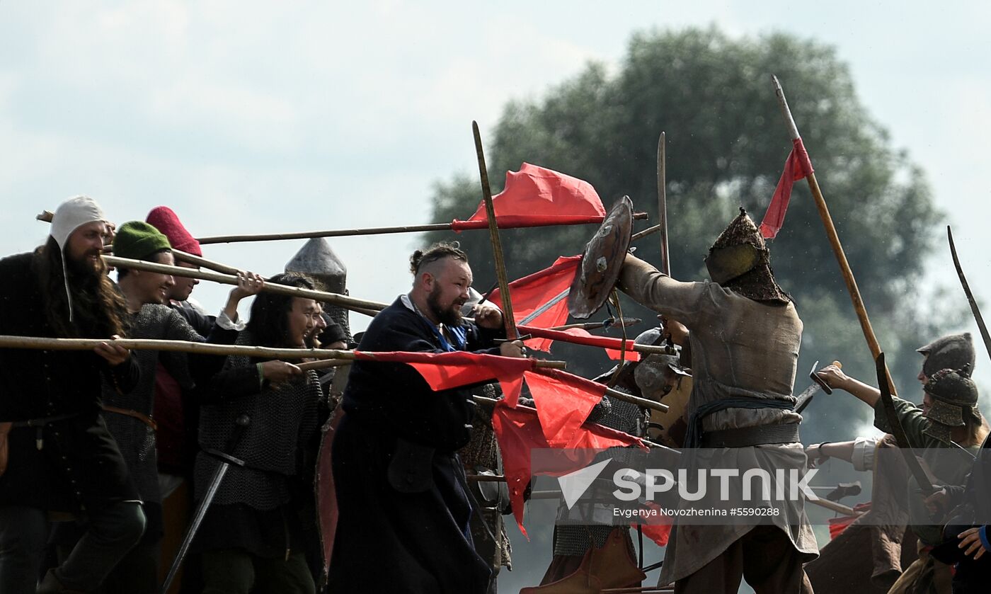 Great stand on the River Ugra memorial event