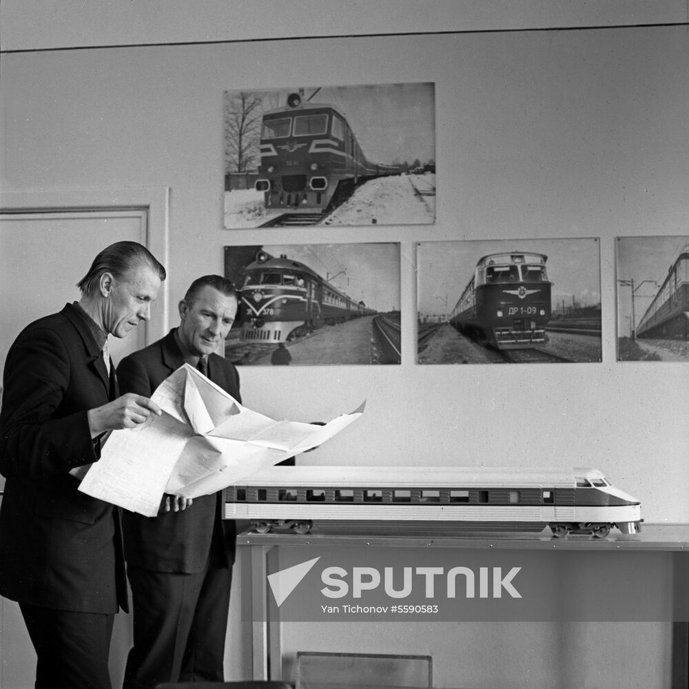 Designers of ER-200 electric train